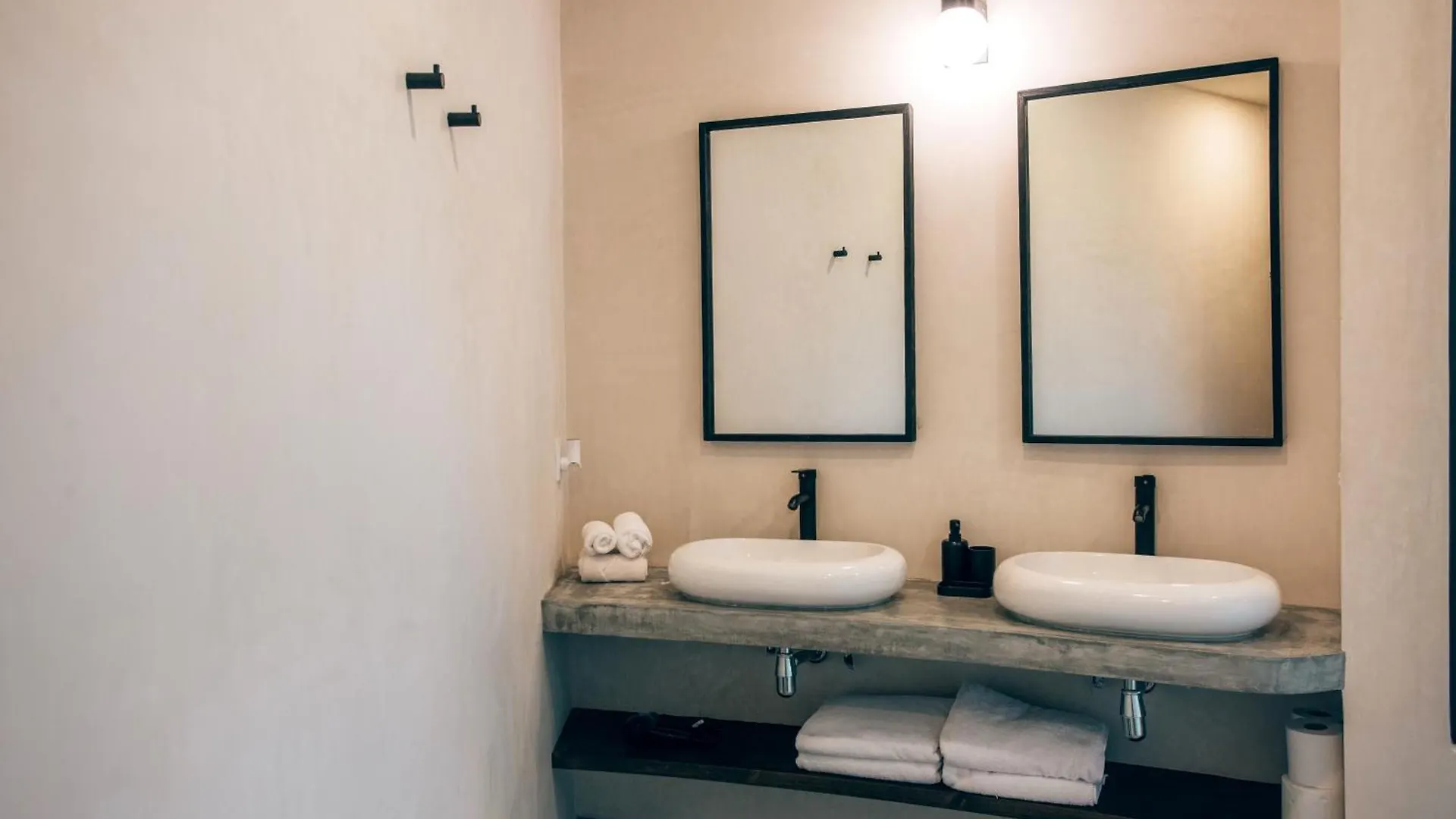 Luxury Jungle Villa-Pvt Pool -100Mbs- Concierge 8A Tulum Villa